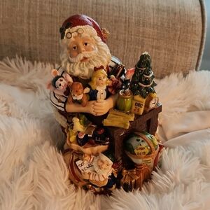 Unlisted Santa Claus with Toys and Tree Figurine